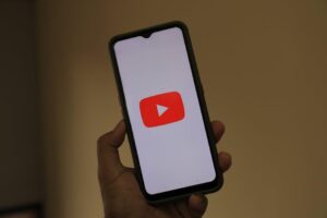 Designing Video Marketing Campaigns for Vertical First Platforms
